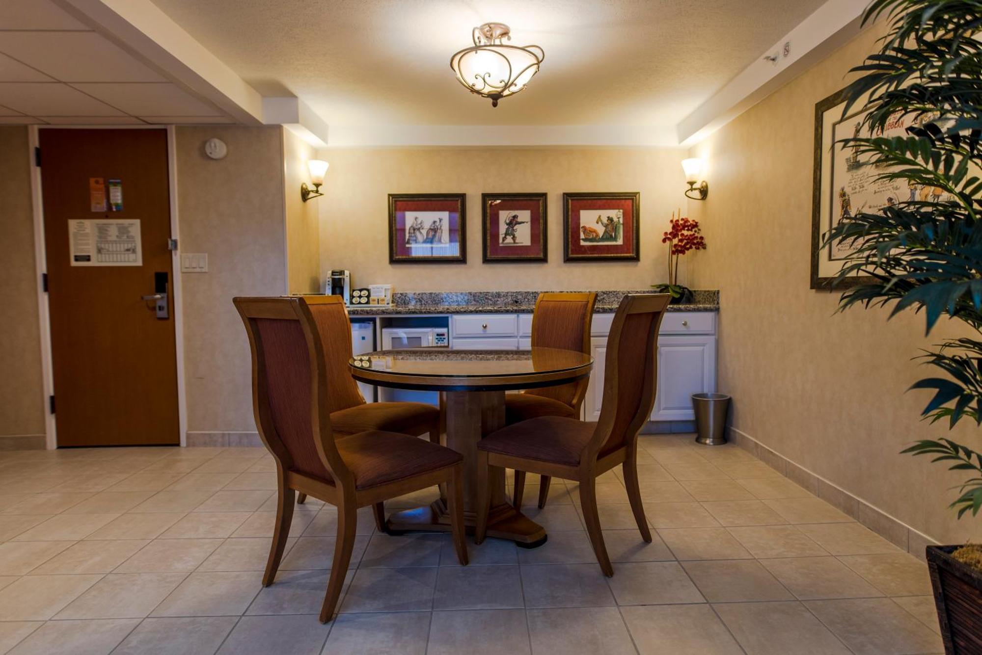Howard Johnson By Wyndham Anaheim Hotel & Water Playground Екстер'єр фото