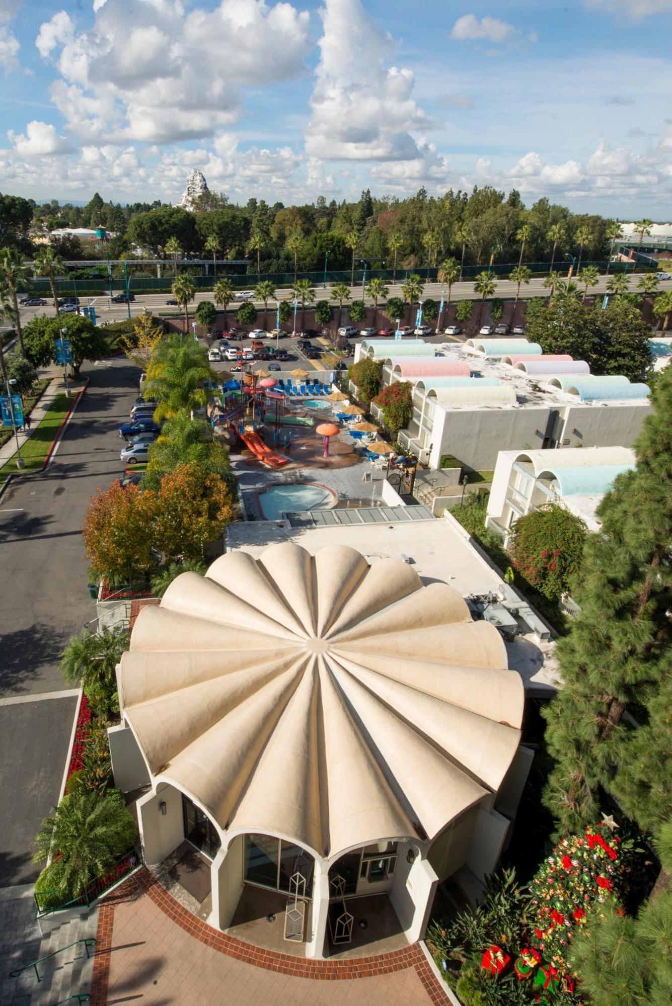 Howard Johnson By Wyndham Anaheim Hotel & Water Playground Екстер'єр фото