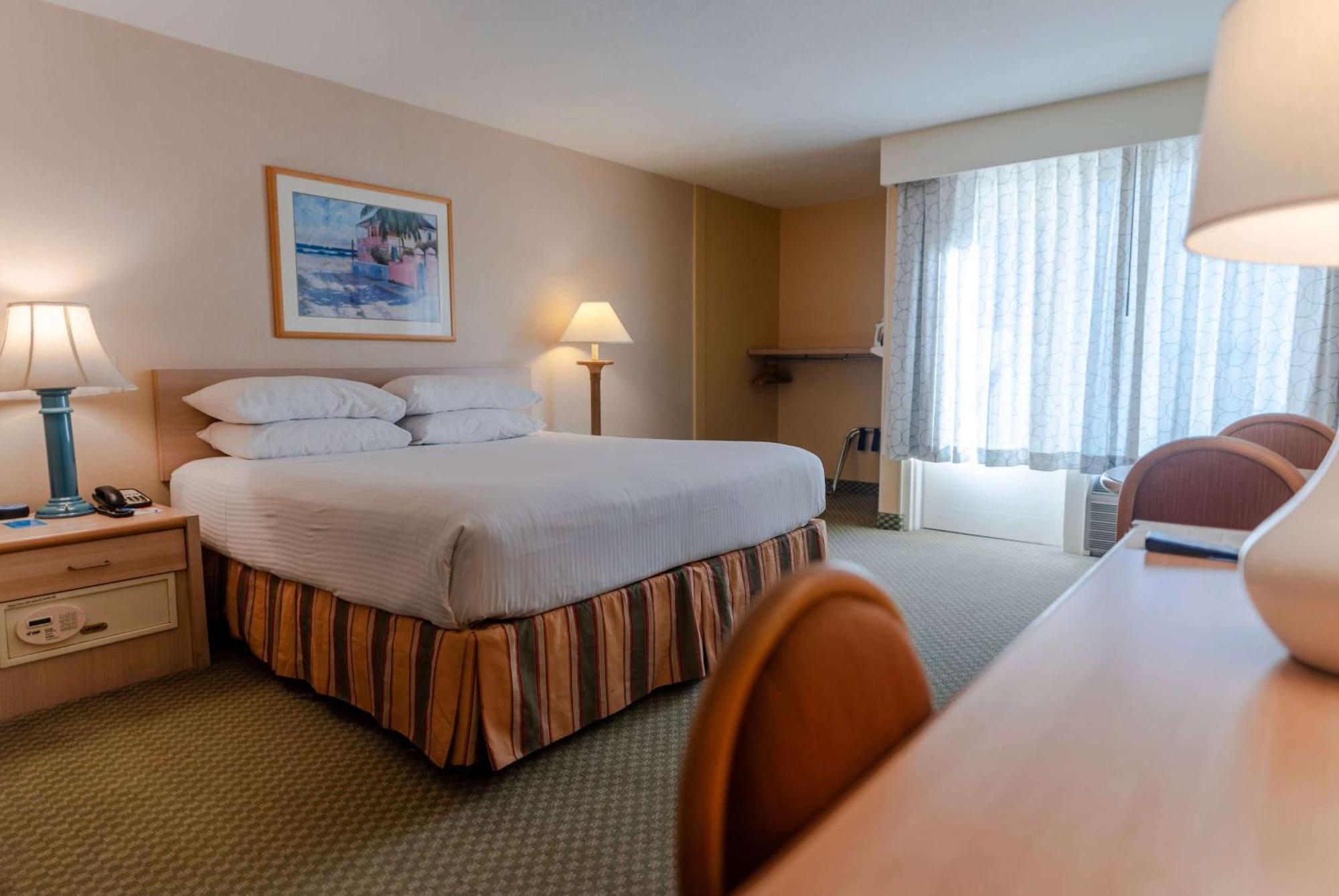 Howard Johnson By Wyndham Anaheim Hotel & Water Playground Екстер'єр фото