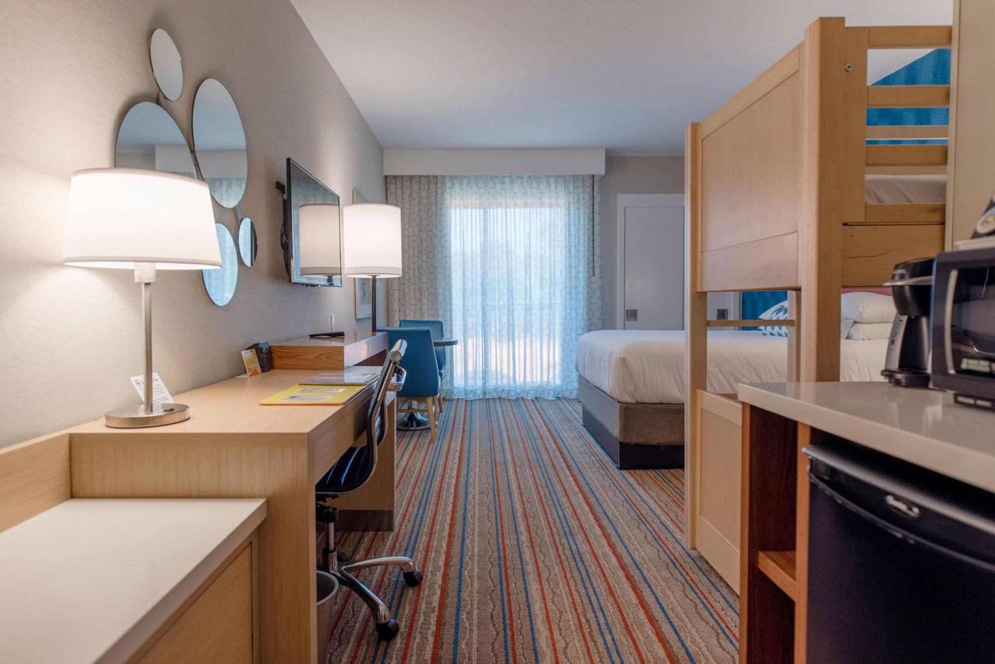 Howard Johnson By Wyndham Anaheim Hotel & Water Playground Екстер'єр фото